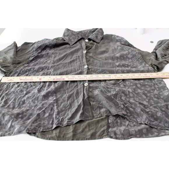 Exotic 100% Silk Green button down Shirt floral animal print details one size - Picture 5 of 6